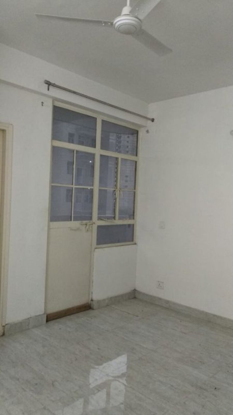 Room, signature-global-solera-2 2 Bedroom 489 Sq.Ft. Apartment In Sector 107 Gurgaon 9830928