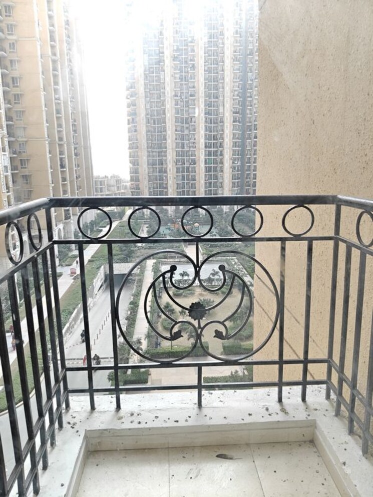 Balcony, prateek-grand-city 3 Bedroom 1090 Sq.Ft. Apartment In Siddharth Vihar Ghaziabad 9830929
