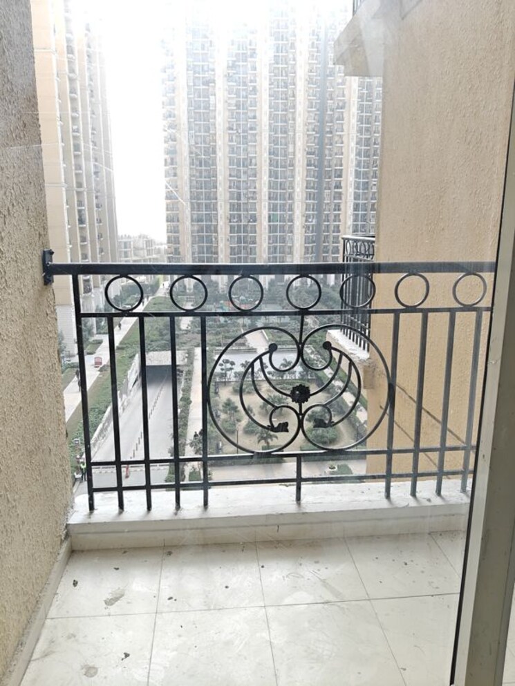 Balcony, prateek-grand-city 3 Bedroom 1090 Sq.Ft. Apartment In Siddharth Vihar Ghaziabad 9830929