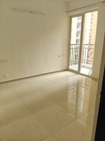 3 BHK Apartment For Rent in Prateek Grand City, Siddharth Vihar