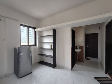 Room in 2 BHK Apartment at Vishal Nagar – for Rent