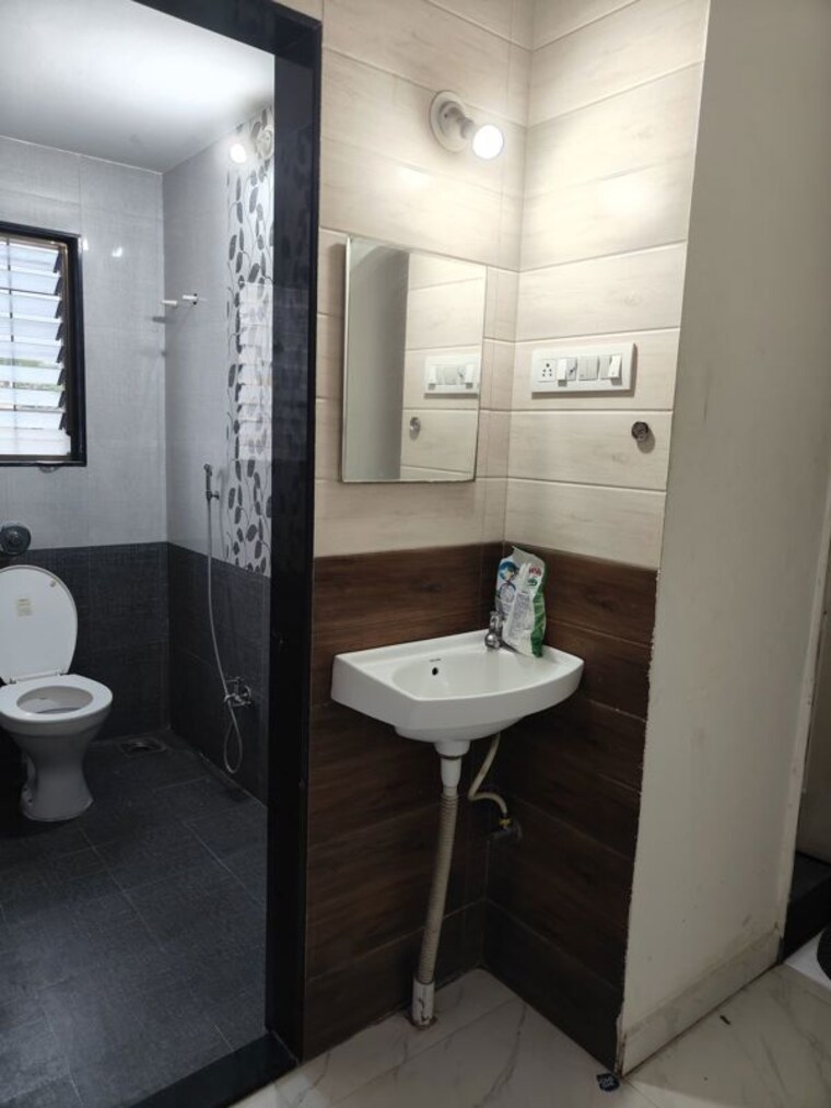 Bathroom, vishal nagar 2 Bedroom 1000 Sq.Ft. Apartment In Vishal Nagar Pune 9831077