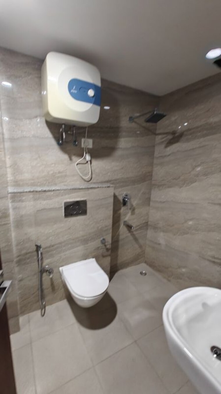 Bathroom, sector 46 2 Bedroom 1460 Sq.Ft. Builder Floor In Sector 46 Gurgaon 9830509