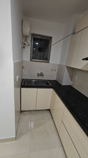 Kitchen in 2 BHK Builder Floor at Sector 46 – for Rent
