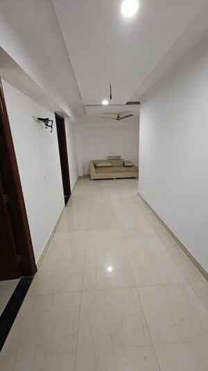 Building Lobby in 2 BHK Builder Floor at Sector 46 – for Rent