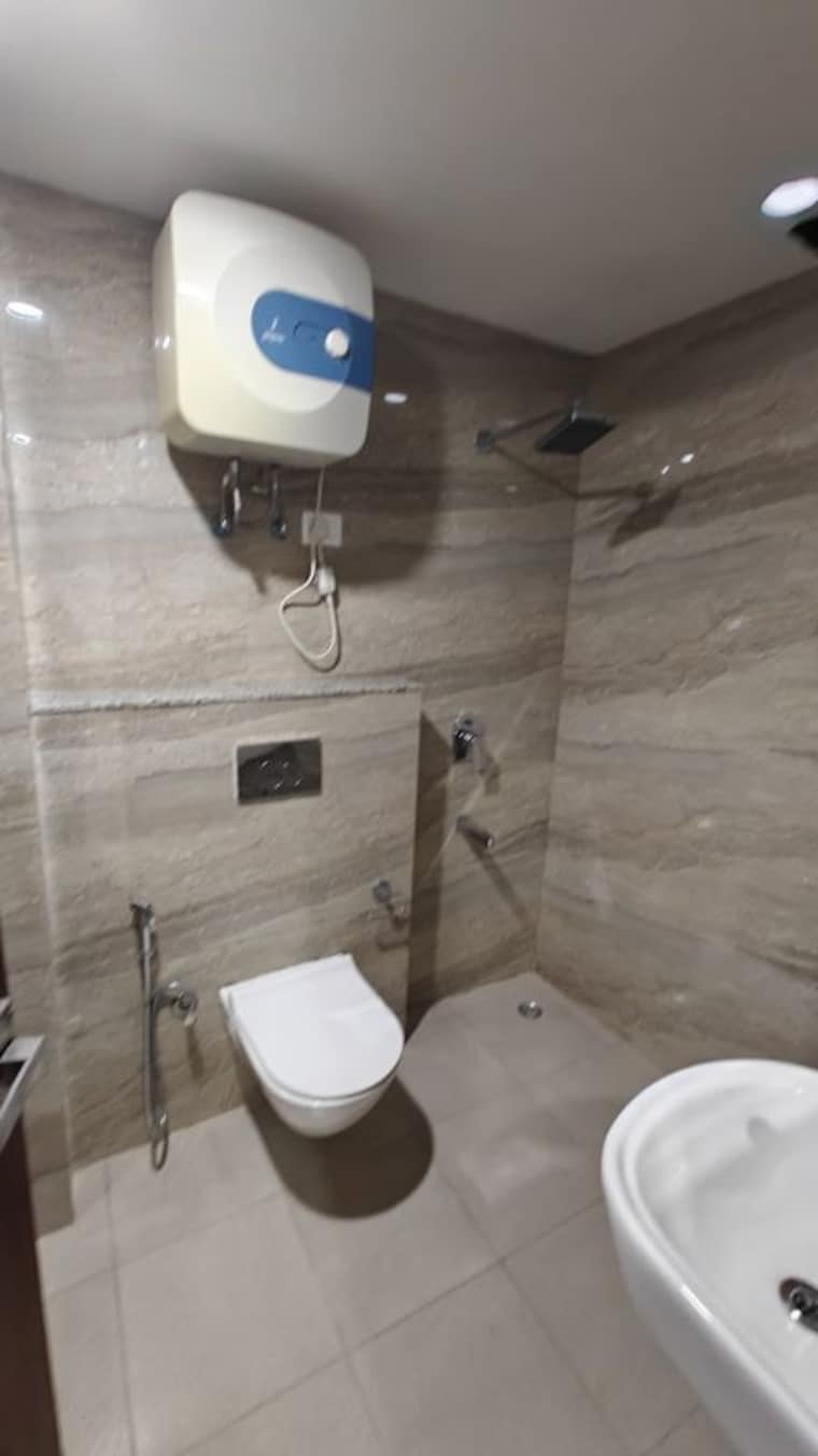 Bathroom, sector 46 2 Bedroom 1460 Sq.Ft. Builder Floor In Sector 46 Gurgaon 9830452