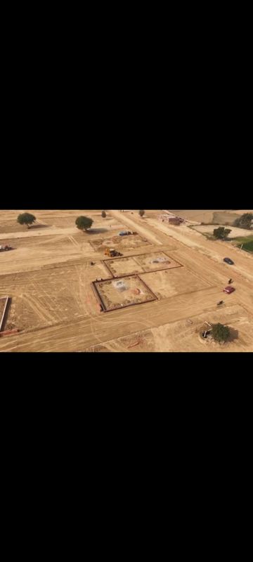 Plot For Sale in Sultanpur Road