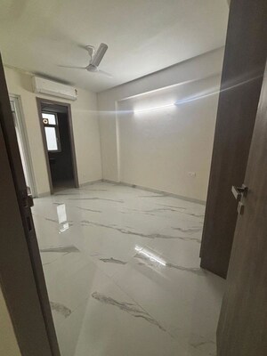 Kitchen in 2.5 BHK Apartment at Smart World Gems, Sector 89 – for Rent