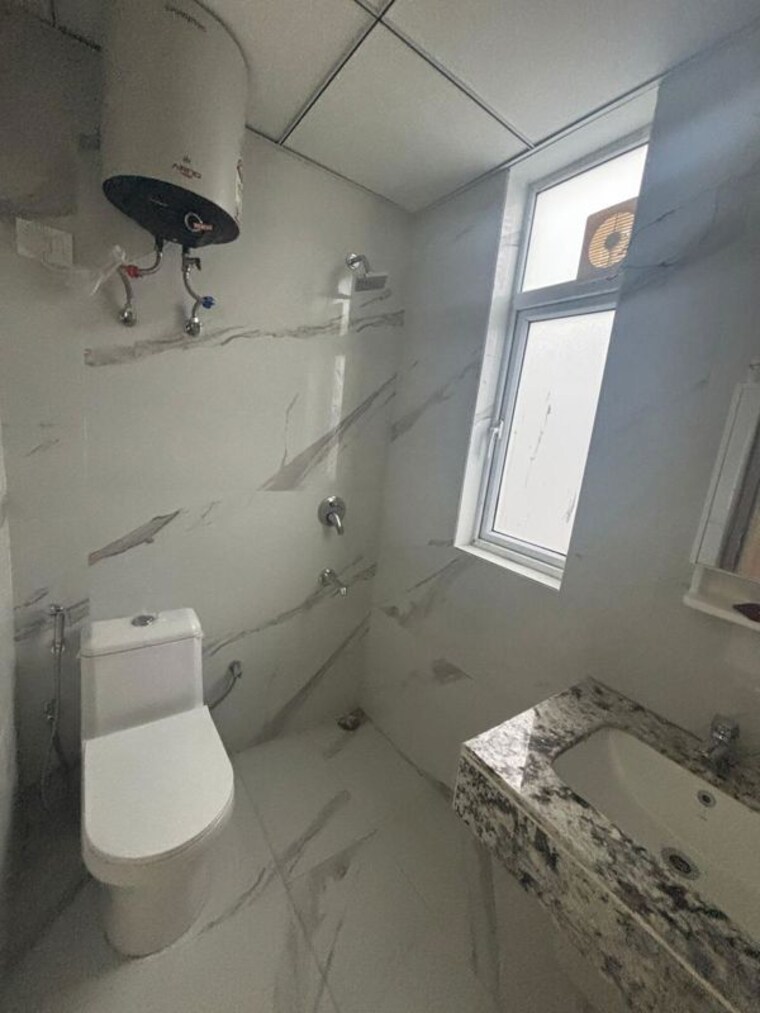 Bathroom, smart-world-gems 2.5 Bedroom 1620 Sq.Ft. Apartment In Sector 89 Gurgaon 9831313