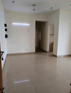 2 BHK Apartment For Rent in Emaar Emerald Estate