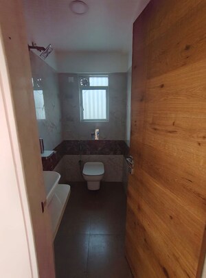 Attached Bathroom in 1 BHK Builder Floor at Ghatkopar East – for Rent