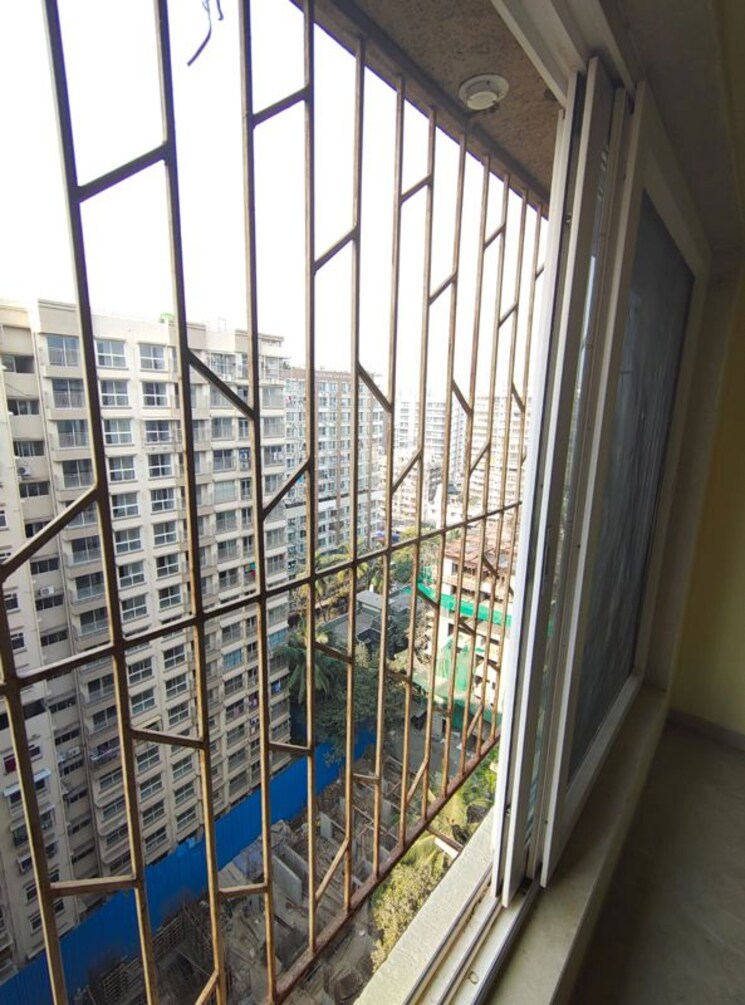 Balcony, ghatkopar east 1 Bedroom 498 Sq.Ft. Builder Floor In Ghatkopar East Mumbai 9831268