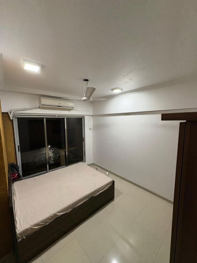 Room, fortune-heritage 2 Bedroom 750 Sq.Ft. Apartment In Bandra West Mumbai 9831185