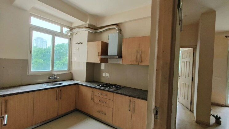 Kitchen, emaar-mgf-emerald-hills 4 Bedroom 1800 Sq.Ft. Apartment In Sector 65 Gurgaon 9831403