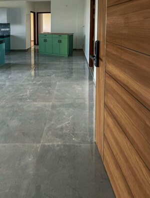 Room in 3 BHK Apartment at Tulip Yellow, Sector 69 – for Rent