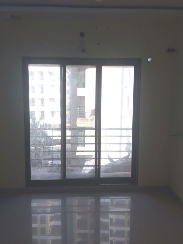 Room, shreeji-avenue 3 Bedroom 1000 Sq.Ft. Builder Floor In Mira Road Thane 9831478