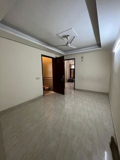 2 BHK Builder Floor For Rent in Paryavaran Complex