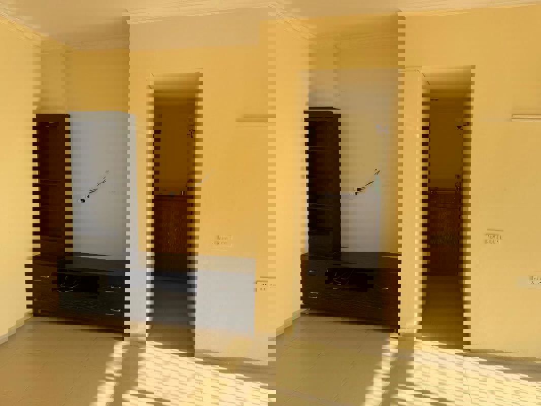 2 BHK + Study Room Apartment For Rent in Jaypee Greens Pavilion Court