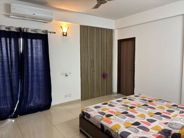 Bedroom in 2.5 BHK Apartment at Gulshan Botnia, Sector 144 – for Rent