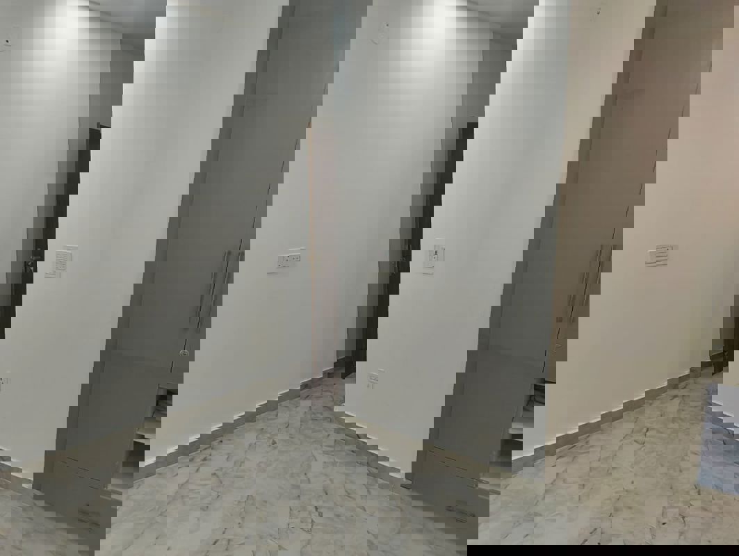 2 BHK Apartment For Sale in Vikas Puri