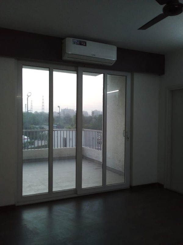 4 BHK + Extra Room 2415 Sq.Ft. Apartment in Emaar The Enclave