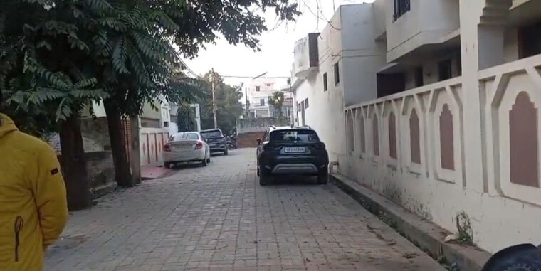 Exterior View, indira nagar  2100 Sq.Ft. Plot In Indira Nagar Lucknow 9831660