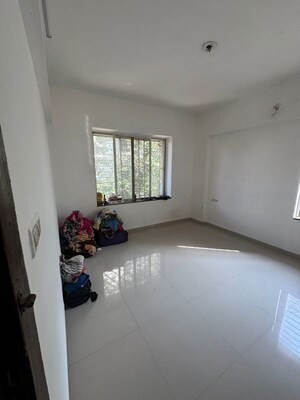 Room in 3 BHK Apartment at Sanskruti Casa Poli, Wakad – for Rent