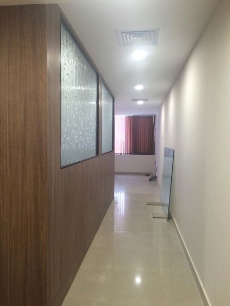 undefined, sector v Commercial Office Space 2378 Sq.Ft. In Sector V Kolkata 9831603