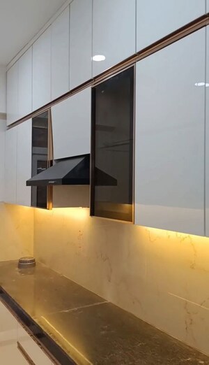 Room in 3 BHK Apartment at Smart World Gems, Sector 89 – for Rent