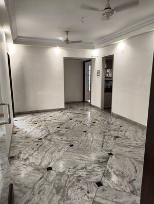 Bedroom in 2 BHK Apartment at Everest Chambers Malabar Hill, Malabar Hill – for Rent