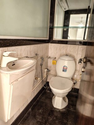 Bathroom in 2 BHK Apartment at Everest Chambers Malabar Hill, Malabar Hill – for Rent