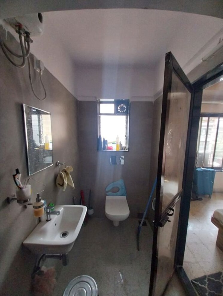 Washroom, natwar nagar 2 Bedroom 750 Sq.Ft. Apartment In Natwar Nagar Mumbai 9831621
