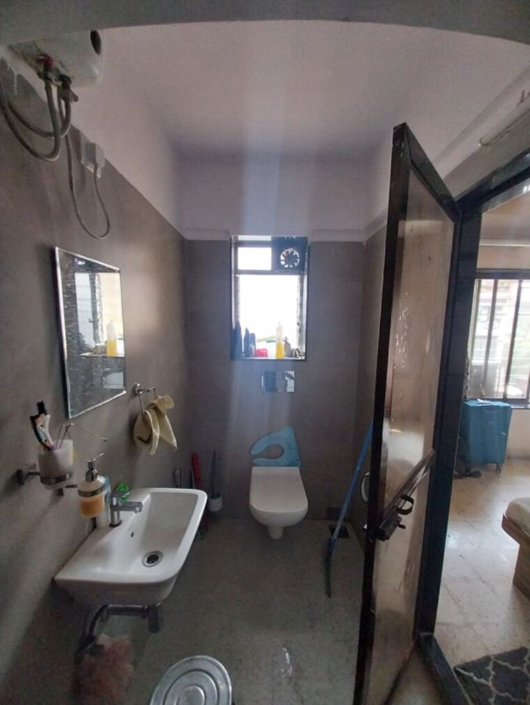 Washroom, natwar nagar 2 Bedroom 750 Sq.Ft. Apartment In Natwar Nagar Mumbai 9831621