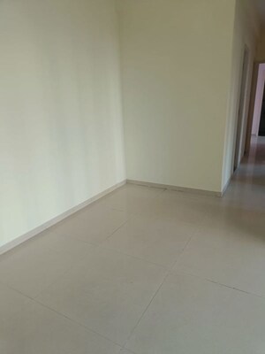 Room in 2 BHK Apartment at Lodha Grande, Majiwada – for Rent