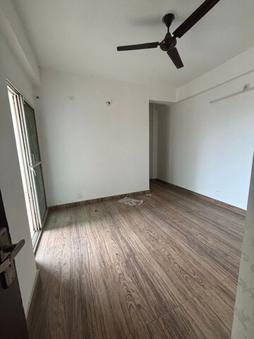 Room in 3 BHK Apartment at Assotech The Nest, Sain Vihar – for Sale