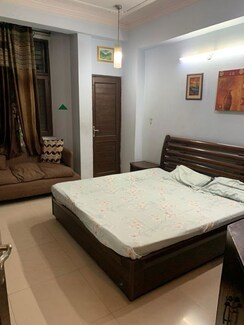 1 BHK Apartment For Rent in New Friends Colony