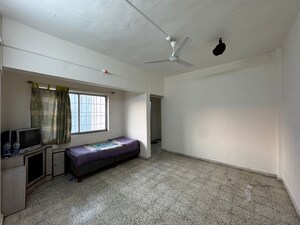 Room in 2 BHK Apartment at Orion Complex, Aundh – for Rent