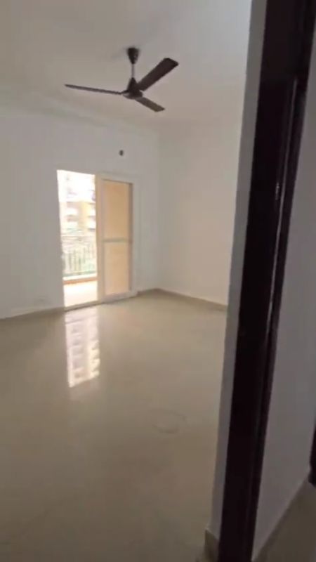 3.5 BHK + Servant Room 1710 Sq.Ft. Apartment in Paramount Emotions