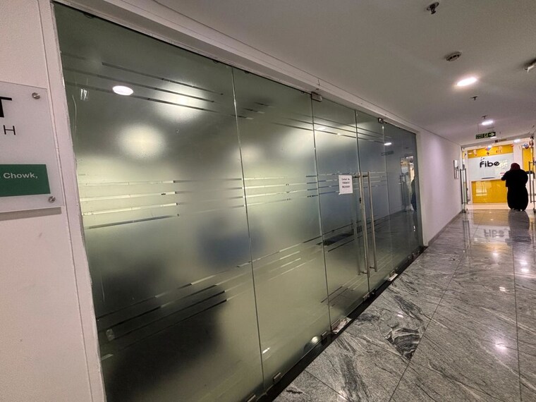 undefined, viman nagar Commercial Office Space 3000 Sq.Ft. In Viman Nagar Pune 9831978