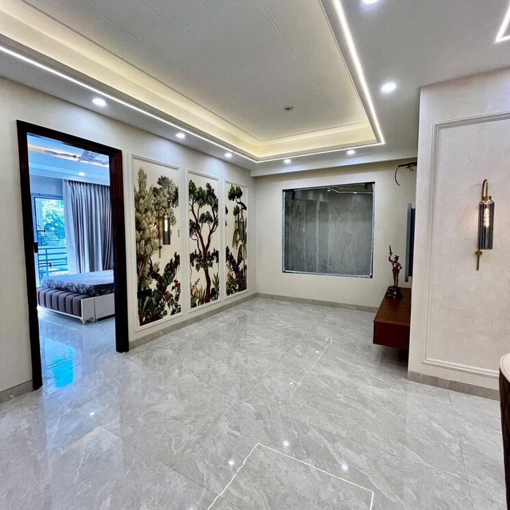 Room, vasundhara sector 2b 2.5 Bedroom 70 Sq.Mt. Builder Floor In Vasundhara Sector 2b Ghaziabad 9832016