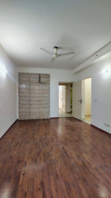 Room in 3 BHK Apartment at BPTP Park Prime, Sector 66 – for Rent