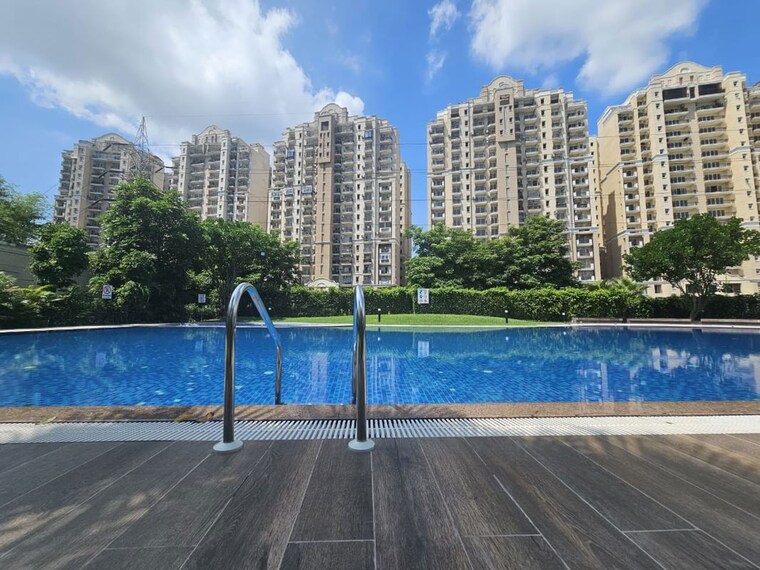 Swimming Pool, ambala highway 3 Bedroom 1350 Sq.Ft. Apartment In Ambala Highway Zirakpur 9831402