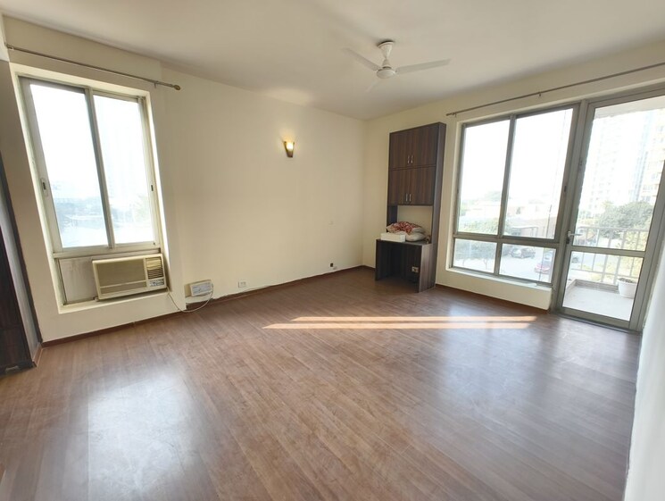 Room, pioneer-park-phase-1 3.5 Bedroom 2075 Sq.Ft. Apartment In Sector 61 Gurgaon 9832042