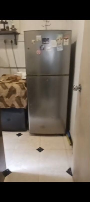 Furnished Amenities in 1 BHK Apartment at Eff Jumbo Darshan CHS, Andheri East – for Rent