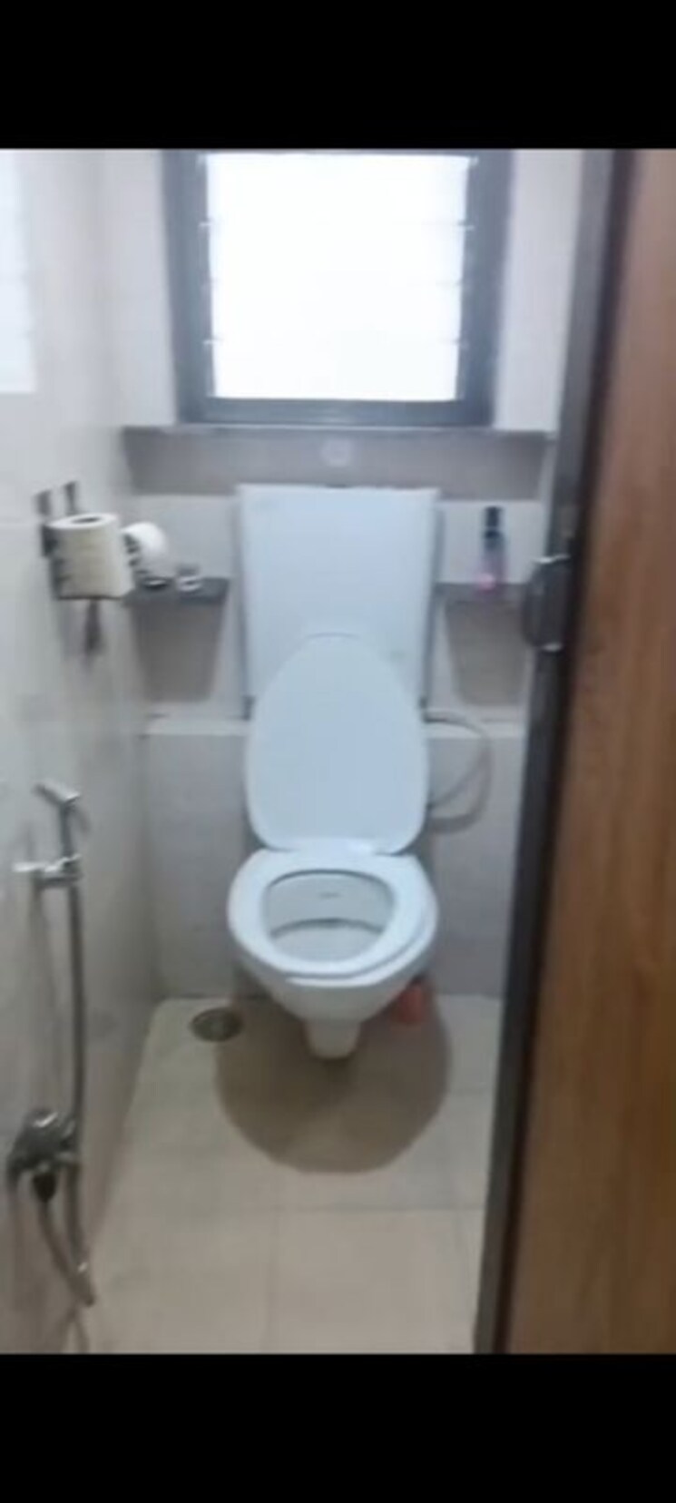 Bathroom, eff-jumbo-darshan-chs 1 Bedroom 500 Sq.Ft. Apartment In Andheri East Mumbai 9832123