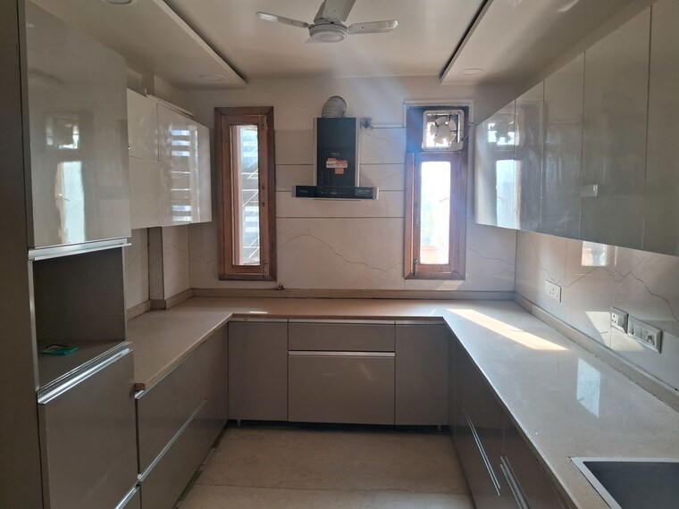 Kitchen, kibithu-homes 3 Bedroom 2400 Sq.Ft. Apartment In Sector 47 Gurgaon 9832125