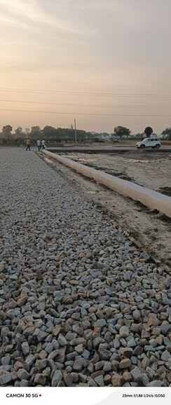 Plot For Sale in Sultanpur Road