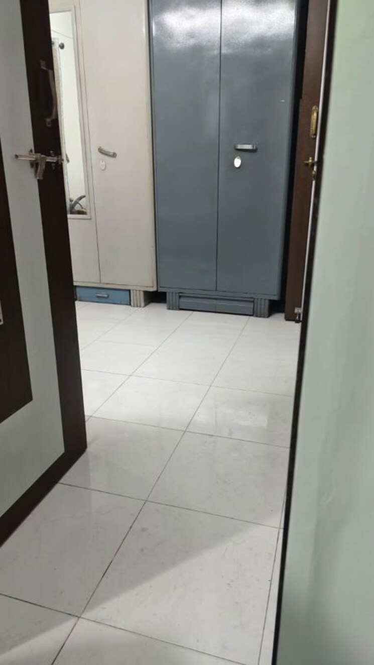 Bathroom, aundh 2 Bedroom 1000 Sq.Ft. Apartment In Aundh Pune 9832175