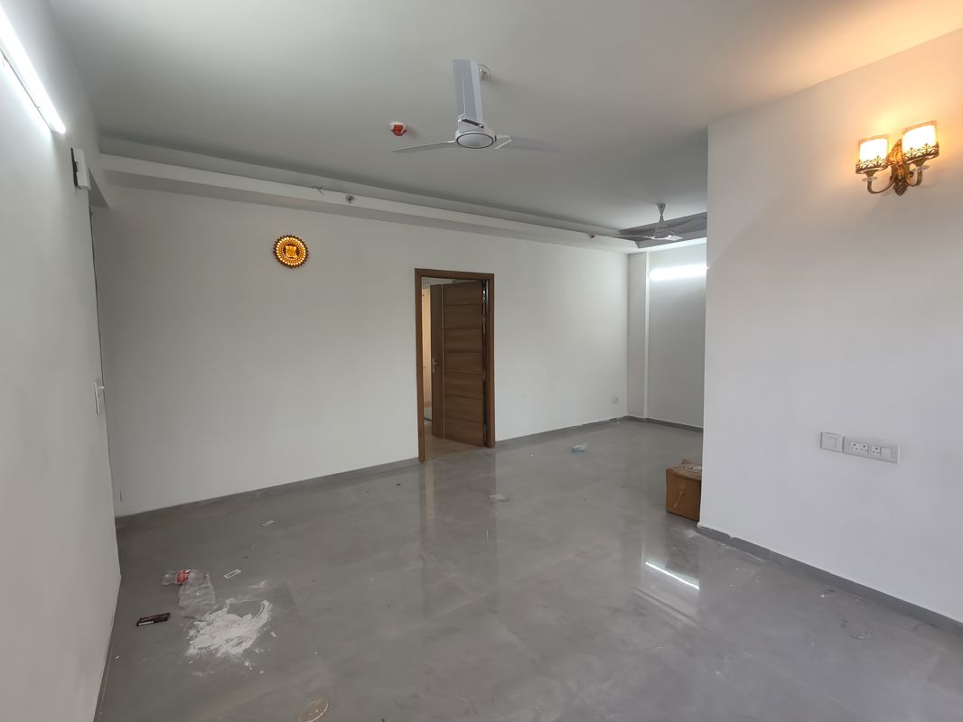 3 BHK 1704 Sq.Ft. Apartment in Tulip Yellow