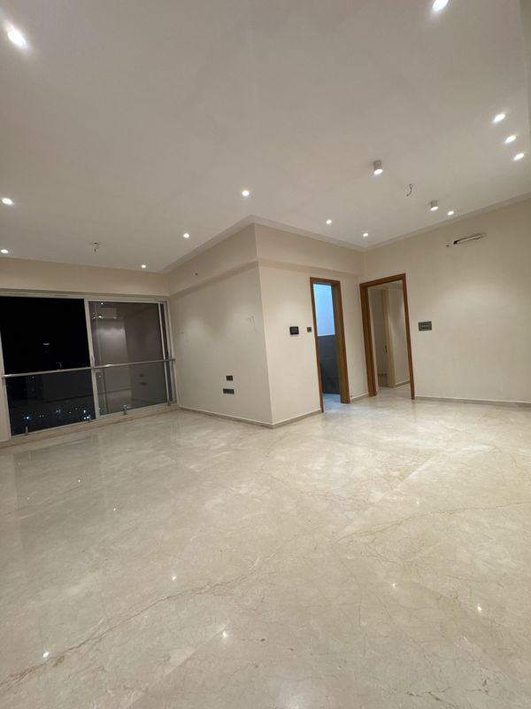 3.5 BHK + Servant Room Apartment For Rent in Marathon Monte South